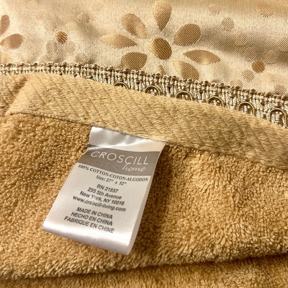 Croscill Gold Cream Brocade, Tasseled beaded Bath Towel 4pc Set 100% Cotton - Picture 7 of 8